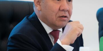 Шыкмаматов: «Курулуш компанияларын бирдиктүү салыкка өткөрүү тармакты көмүскөдөн чыгарат»