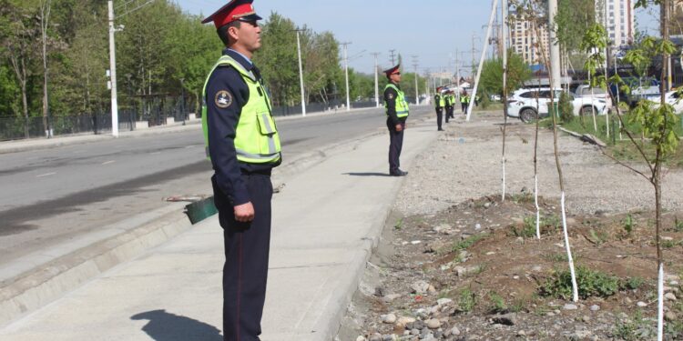 Ош милициясы: 10-15-апрель күндөрү Ош облусунун айрым аймактарында унаа кыймылы үчүн убактылуу чектөө киргизилет