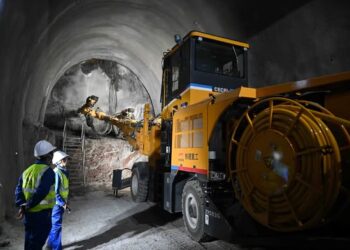 Кыргызстан – Кытай – Өзбекстан темир жолунда тоннелдерди казуу иштери жүрүп жатат