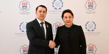 Кыргызстан менен Өзбекстандын эли акыркы жылдары бири-бирине турист катары абдан көп каттап жатат